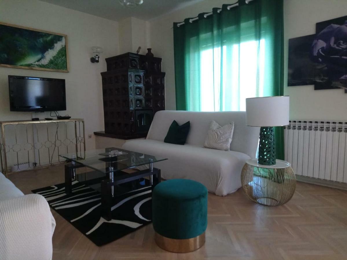 Vacation Home Viducic Dragove Екстер'єр фото